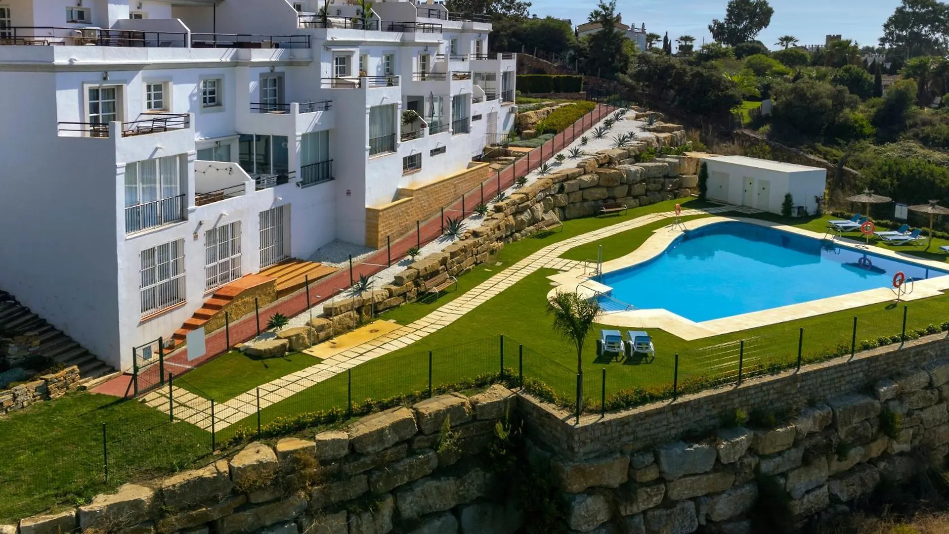 Sun-Soaked Home - Panoramic Sea View, Pool, Parking Manilva Tatil Evi