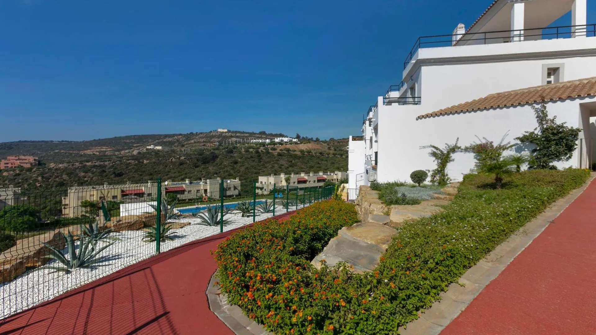 Sun-Soaked Home - Panoramic Sea View, Pool, Parking Manilva 0*,  İspanya