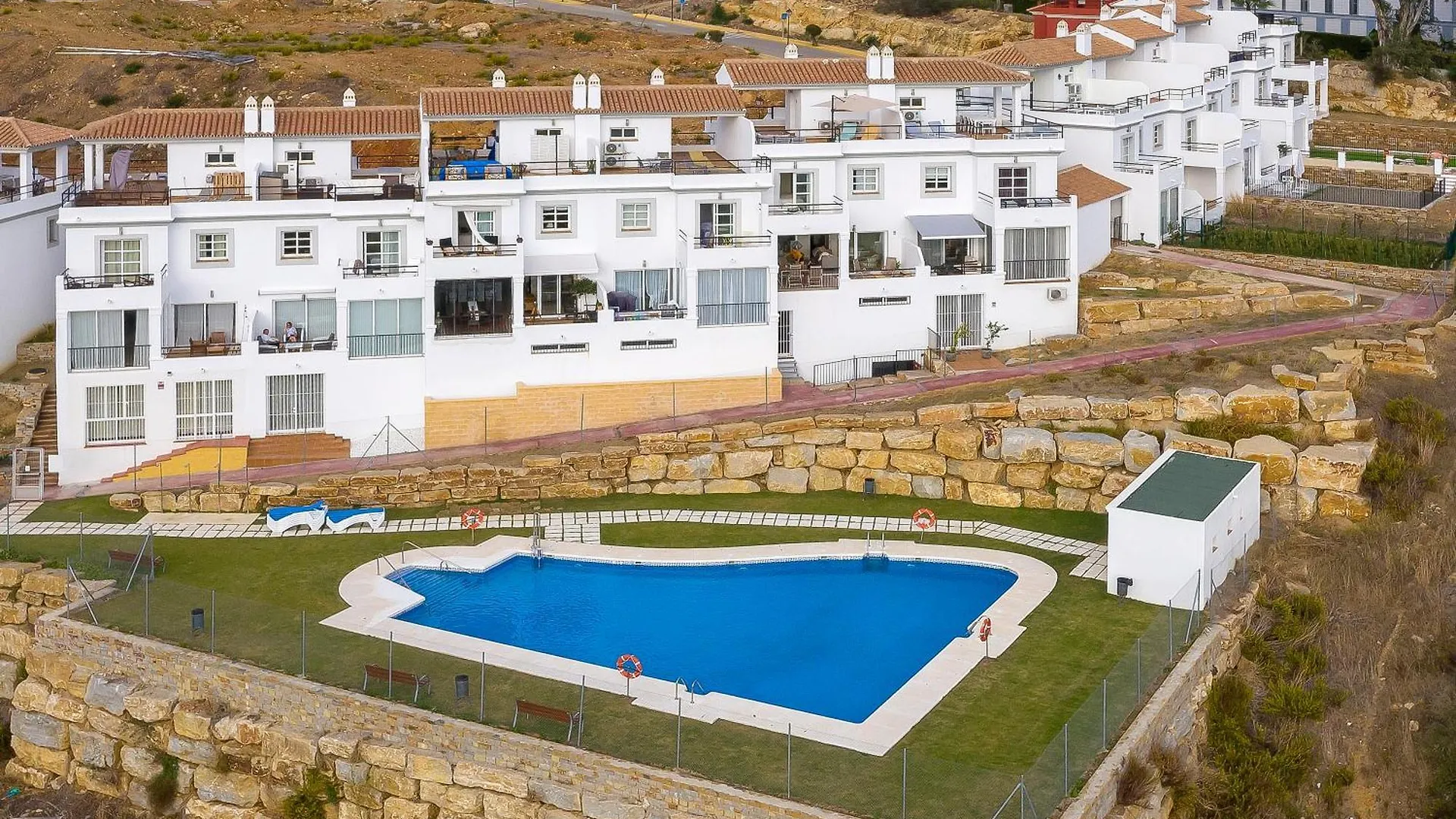 Sun-Soaked Home - Panoramic Sea View, Pool, Parking Manilva Tatil Evi
